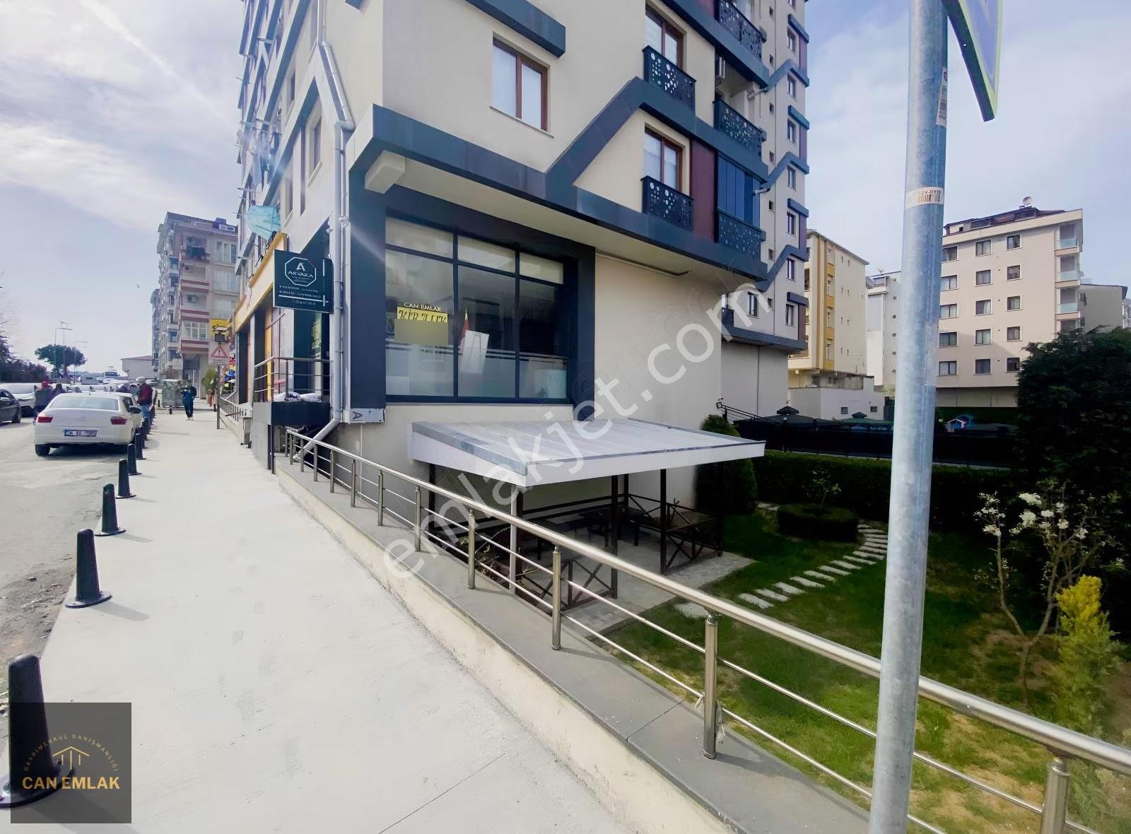 Can Emlak'tan Devlet Hastanesi Yaya Yoğunluğu Olan Caddede - Görsel 15