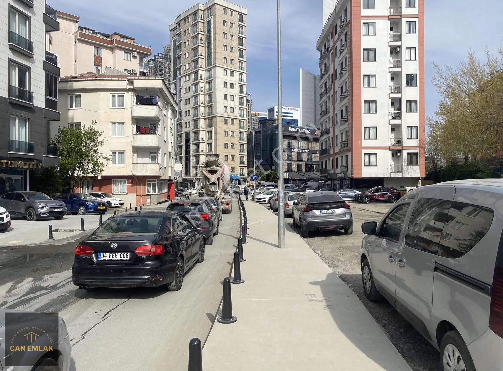 Can Emlak'tan Devlet Hastanesi Yaya Yoğunluğu Olan Caddede - Görsel 23