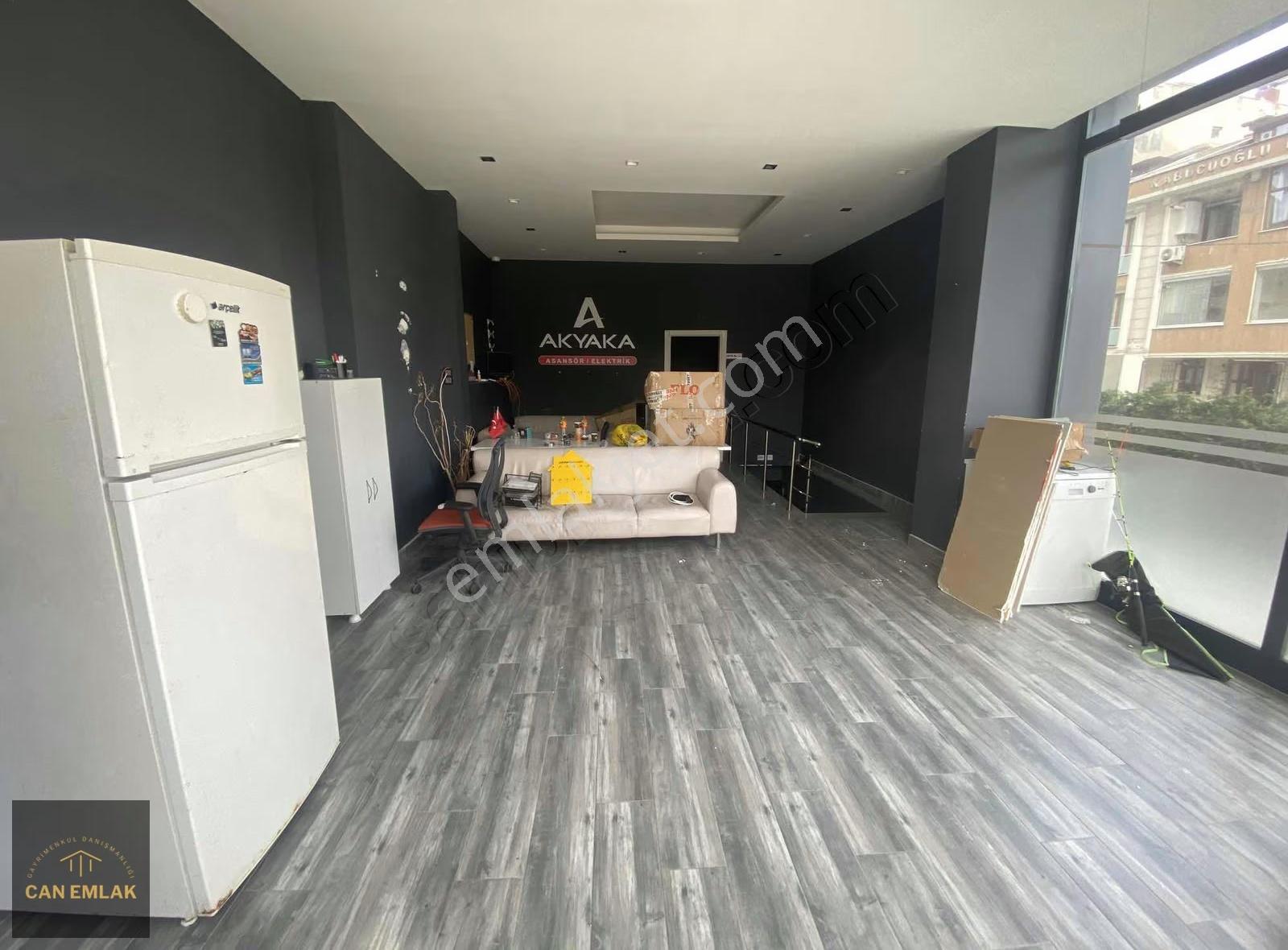 Can Emlak'tan Devlet Hastanesi Yaya Yoğunluğu Olan Caddede - Görsel 8