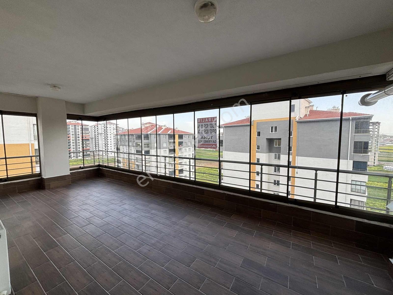 Tuna Gayrimenkul / Kiralık / 4+1 / Site İçerisinde - Görsel 15
