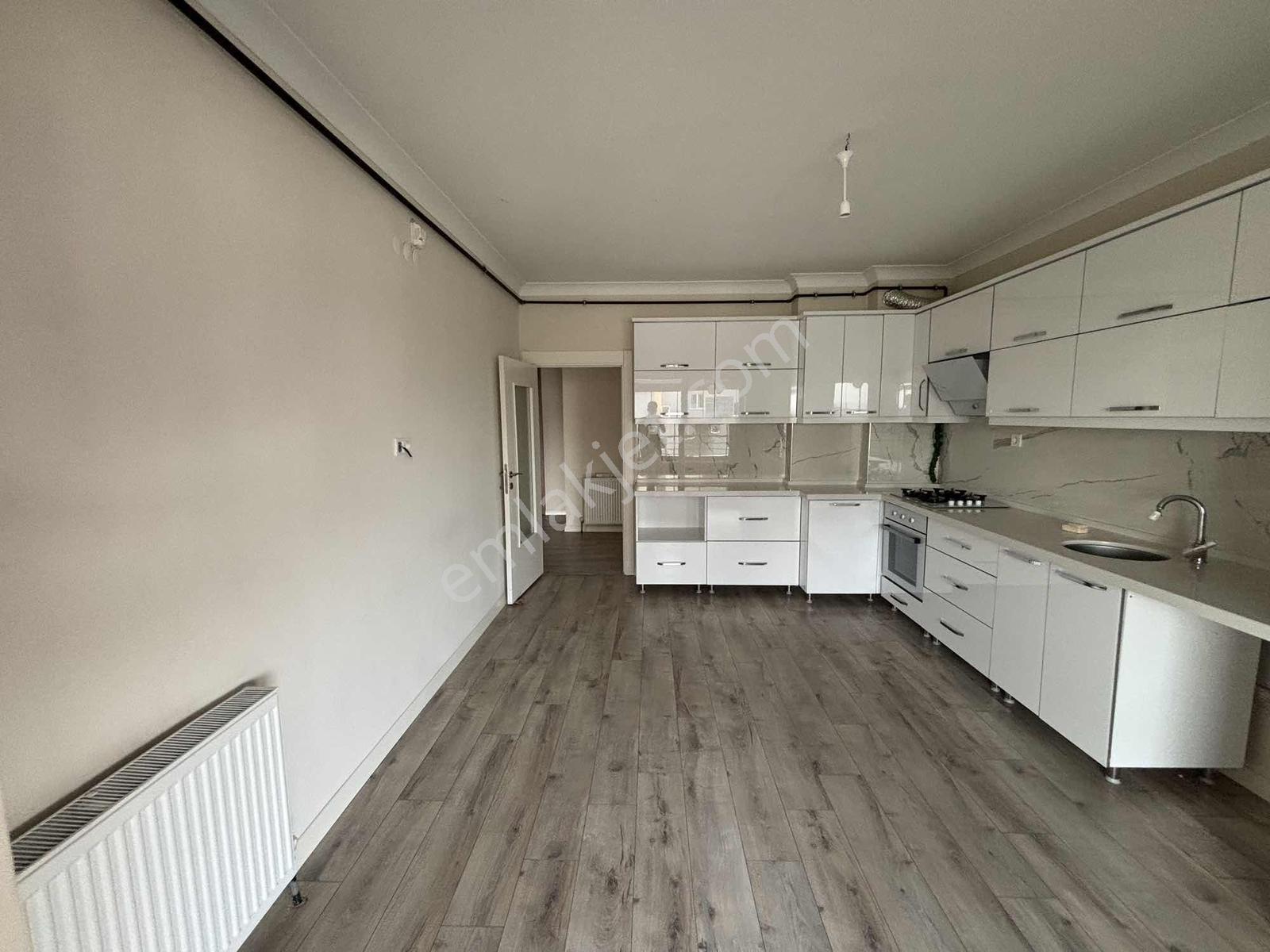 Tuna Gayrimenkul / Kiralık / 4+1 / Site İçerisinde - Görsel 9