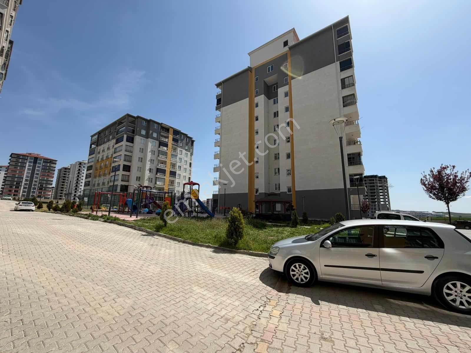 Tuna Gayrimenkul / Kiralık / 4+1 / Site İçerisinde - Görsel 11