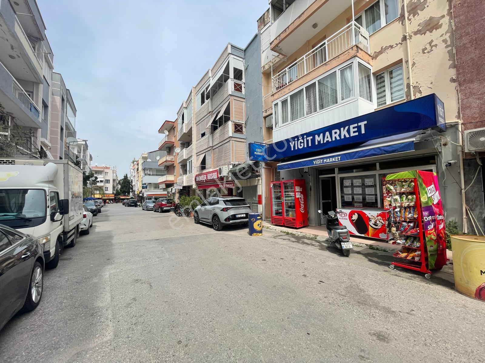 Balçova Avm’lerin Karşısında | İşlek Lokasyonda | Yatırımlık 55 M² Satılık Dükkan - Görsel 3