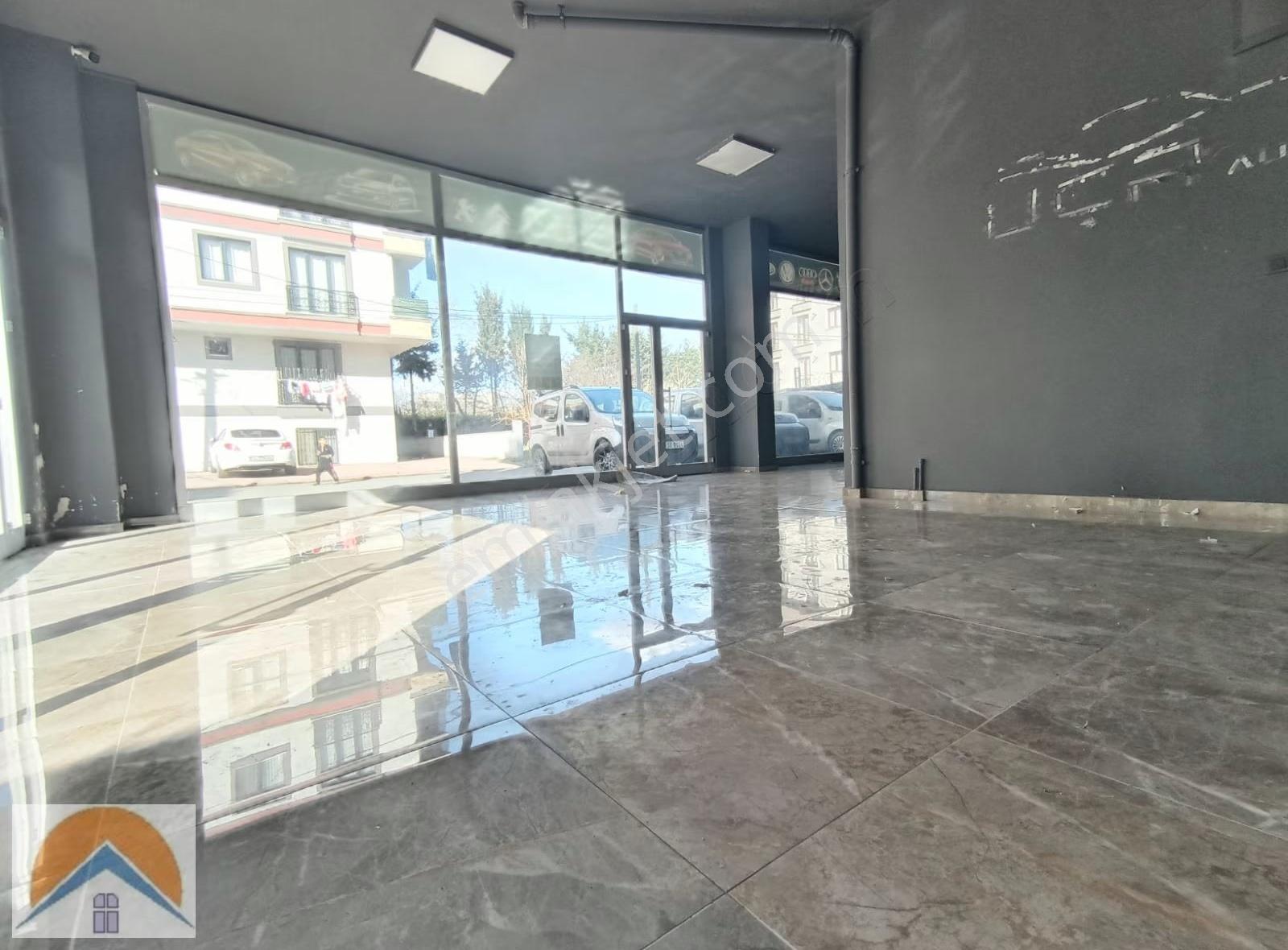 Abdurrahmangazi Mh De Düz Giriş Ve Depolu 200m2 Dükkan - Görsel 16