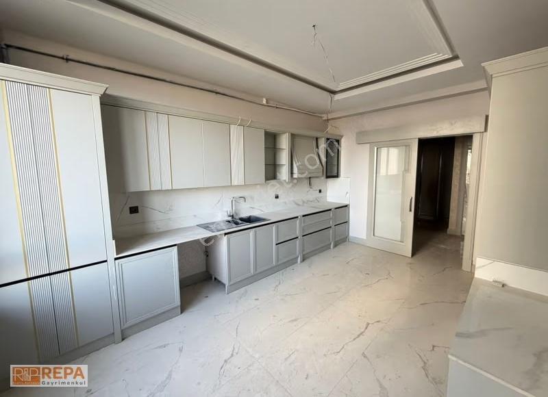 Repa Gayrimenkul Furkan Özer'den Site İçi Sıfır Giriş Kat 3+1