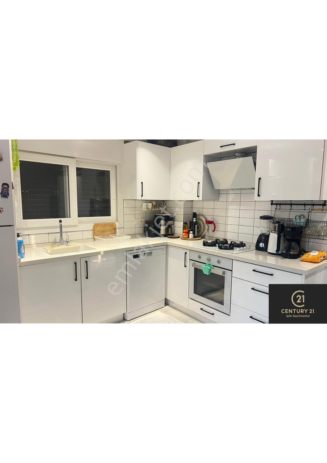 Century21 Işıltı'dan Kuşadasında Kiralık Villa - Görsel 10