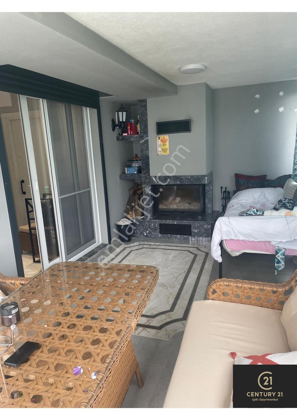 Century21 Işıltı'dan Kuşadasında Kiralık Villa - Görsel 25
