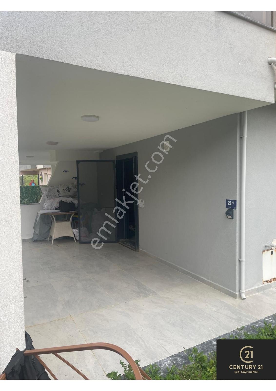 Century21 Işıltı'dan Kuşadasında Kiralık Villa - Görsel 29