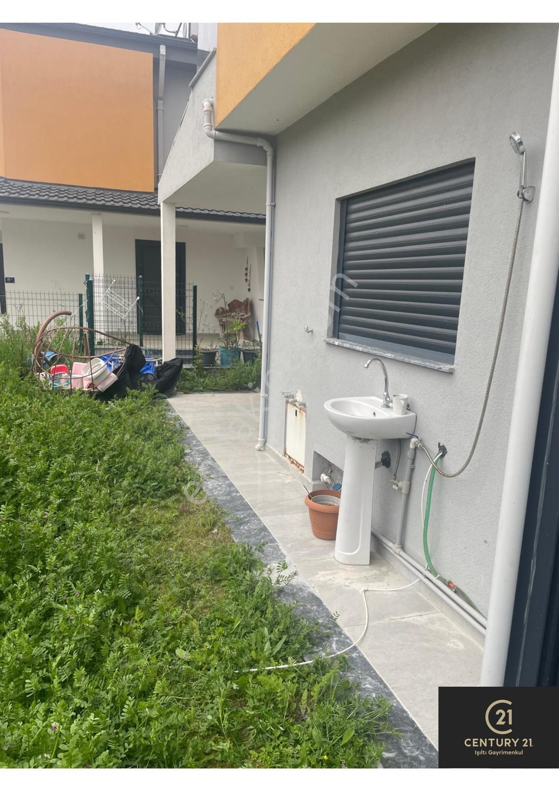 Century21 Işıltı'dan Kuşadasında Kiralık Villa - Görsel 27