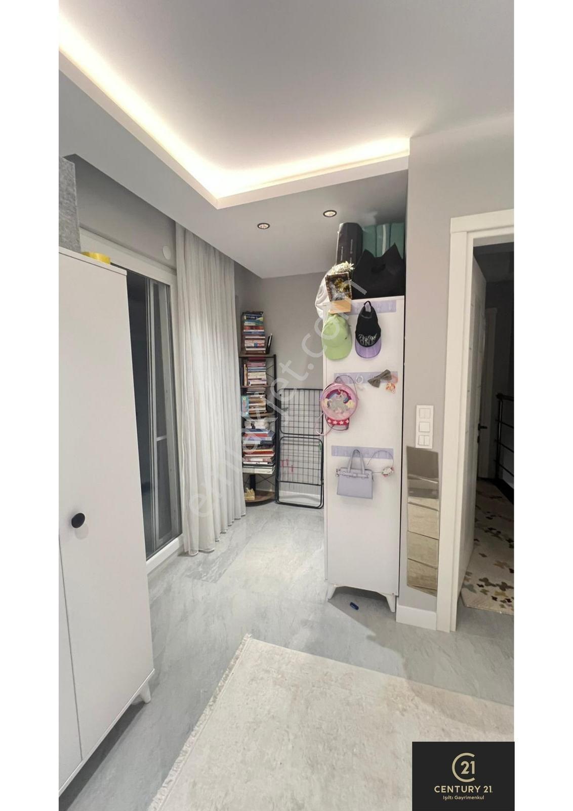 Century21 Işıltı'dan Kuşadasında Kiralık Villa - Görsel 13