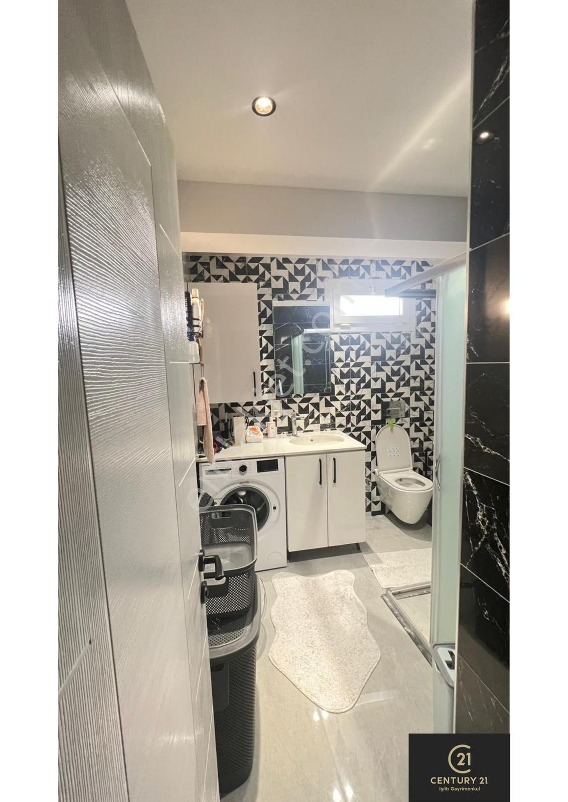 Century21 Işıltı'dan Kuşadasında Kiralık Villa - Görsel 2
