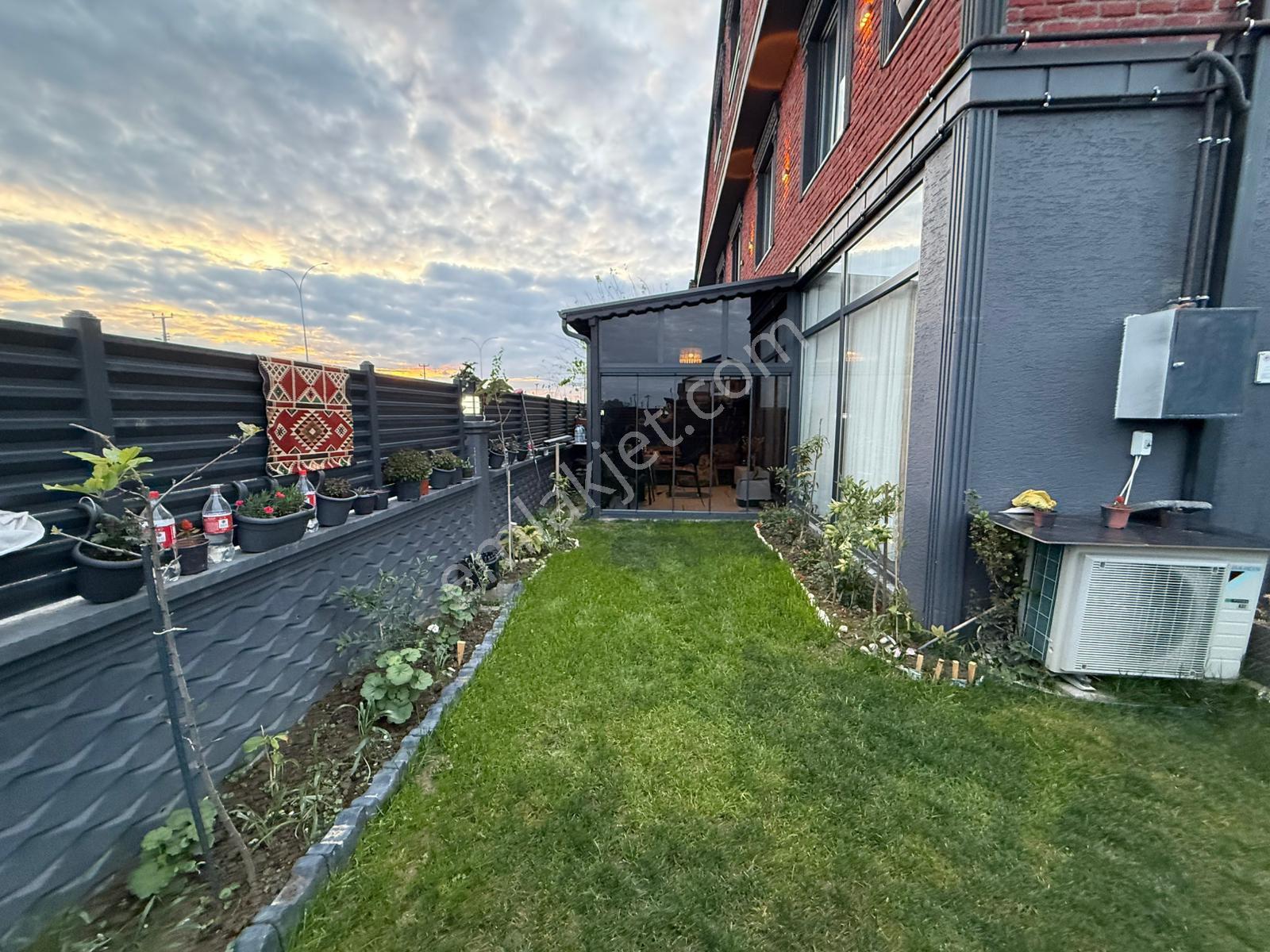 Sahibinden Acil Satılık Villa - Görsel 32