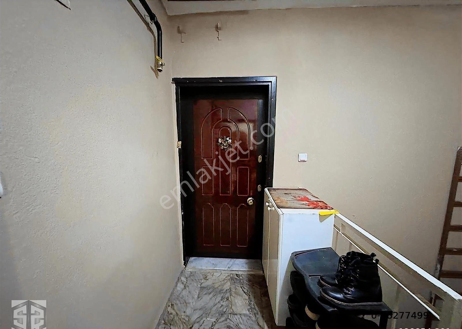 İzmir Selçuk Atatürk Mah Merkezi Konumda Doğalgazlı 3+1 Daire - Görsel 2