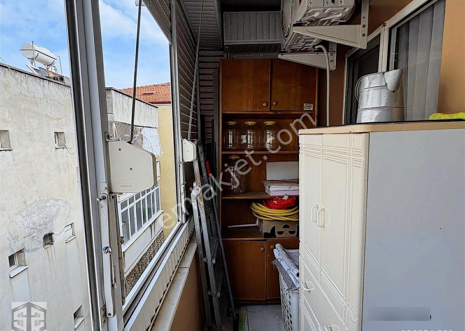 İzmir Selçuk Atatürk Mah Merkezi Konumda Doğalgazlı 3+1 Daire - Görsel 12