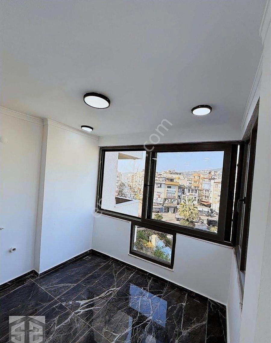 Aydın Kuşadası Camikebir Mah Asansörlü Tadilatlı Satılık İş Yeri - Görsel 23