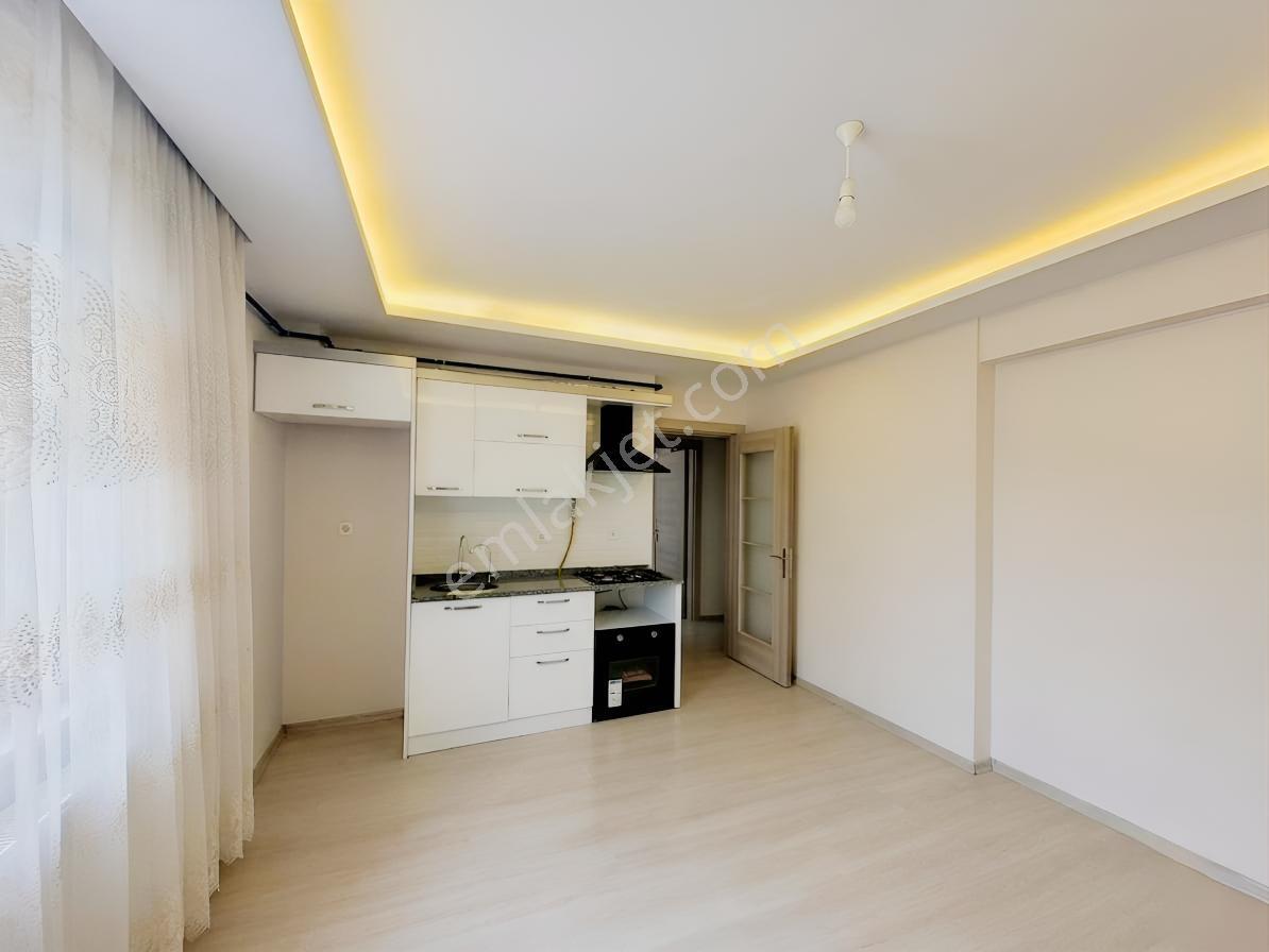Buca Şirinyer İzban Yakını Satılık 1+1 Daire - Görsel 2