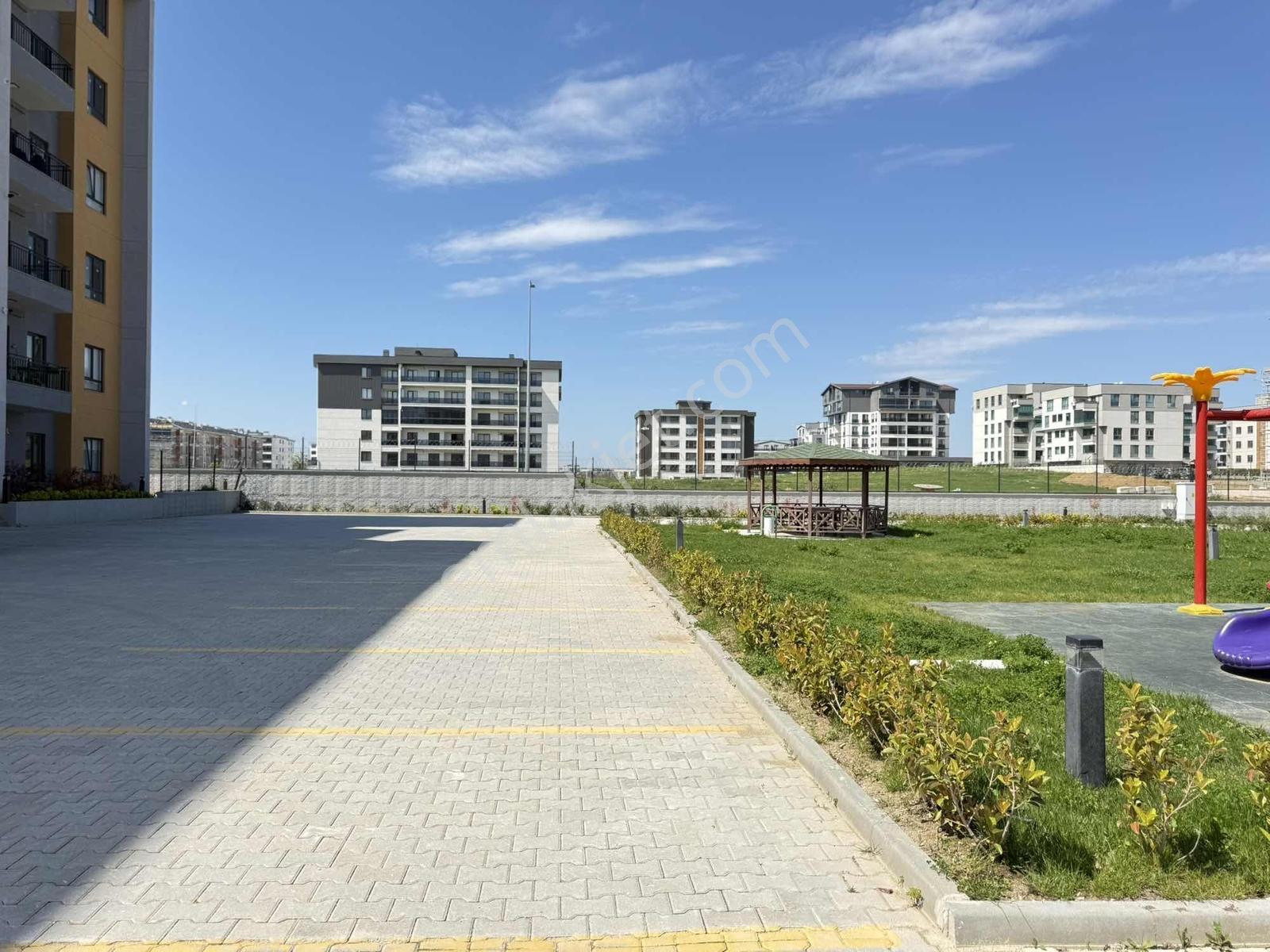 Kayapa Çamlık Bölgesi Kiralık Sıfır 2+1 Arakat Daire - Görsel 8