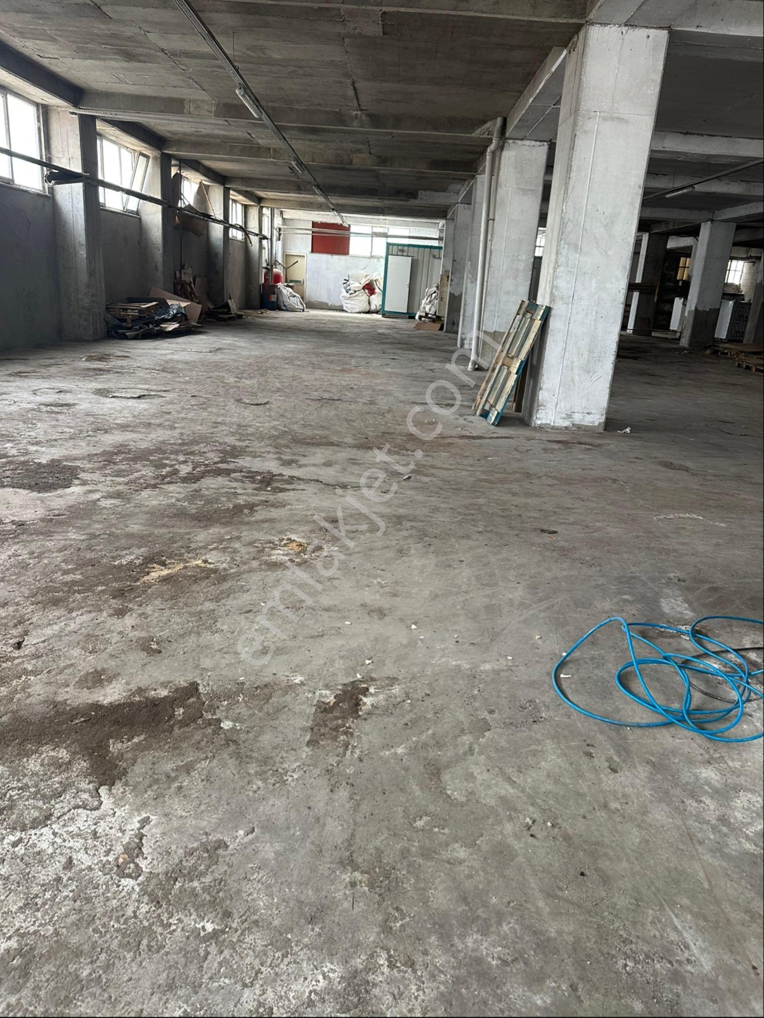 Sahibinden Tuzla Deri Osb 1600m2 Kiralık İşyeri - Görsel 13