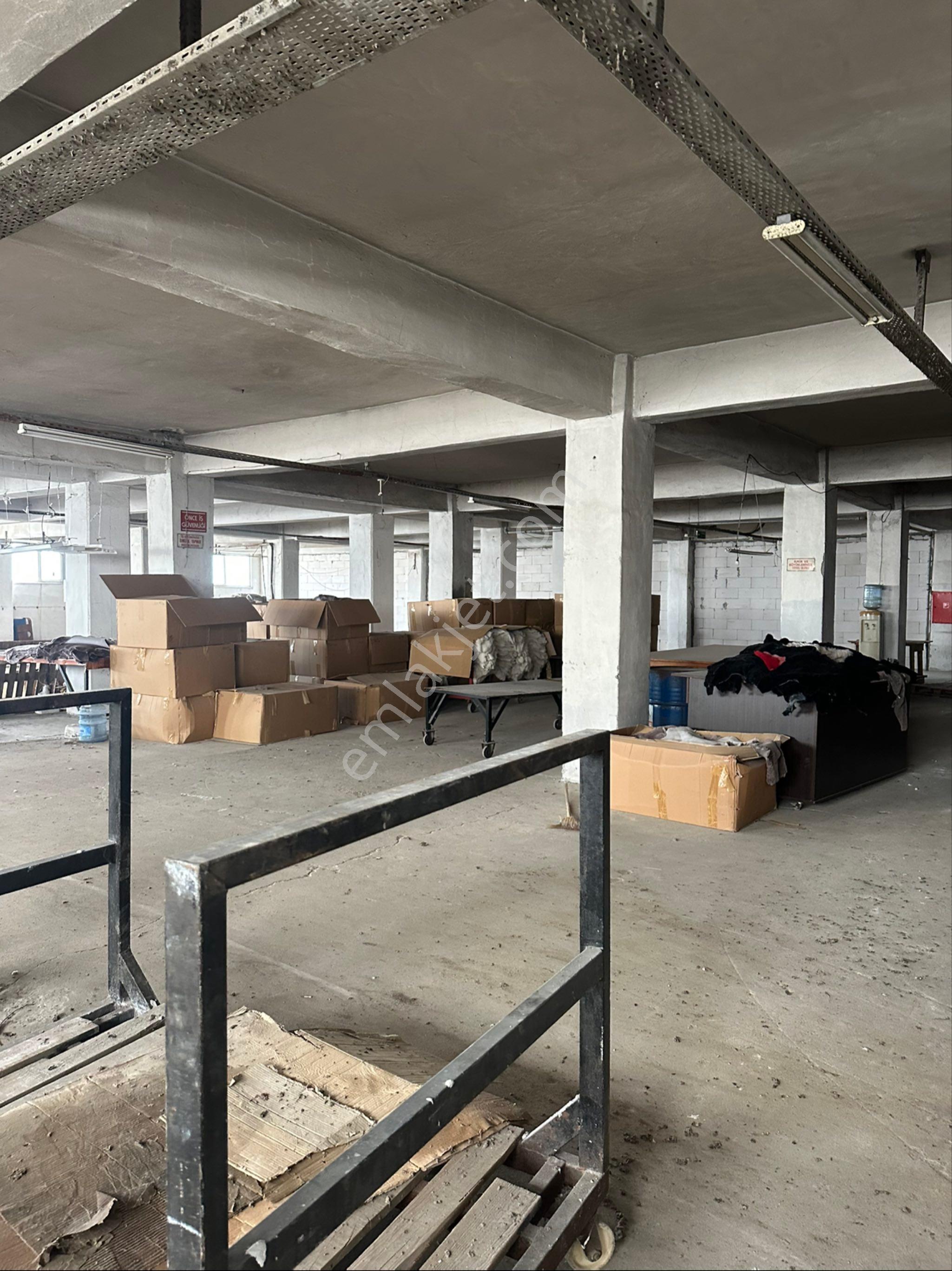 Sahibinden Tuzla Deri Osb 1600m2 Kiralık İşyeri - Görsel 2