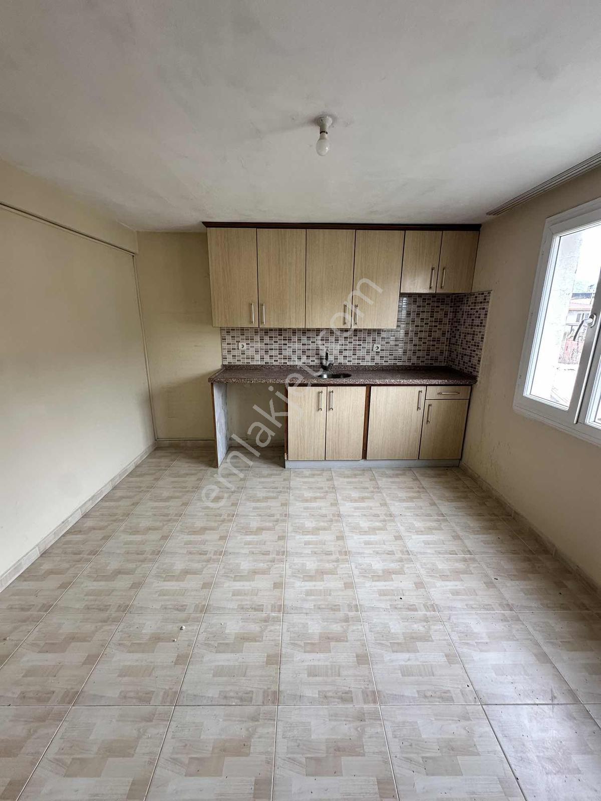 Kozan Gayrimenkul Den Palmiye Cadesinde Çarşımpark Arkası 2+1 - Görsel 7