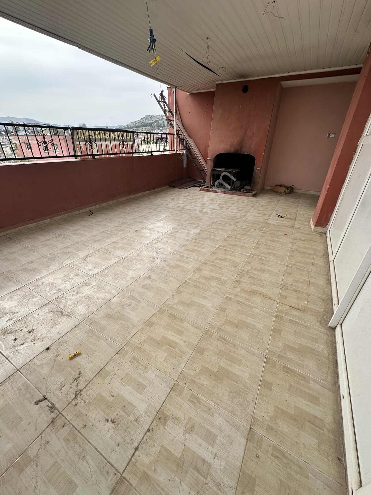 Kozan Gayrimenkul Den Palmiye Cadesinde Çarşımpark Arkası 2+1 - Görsel 10