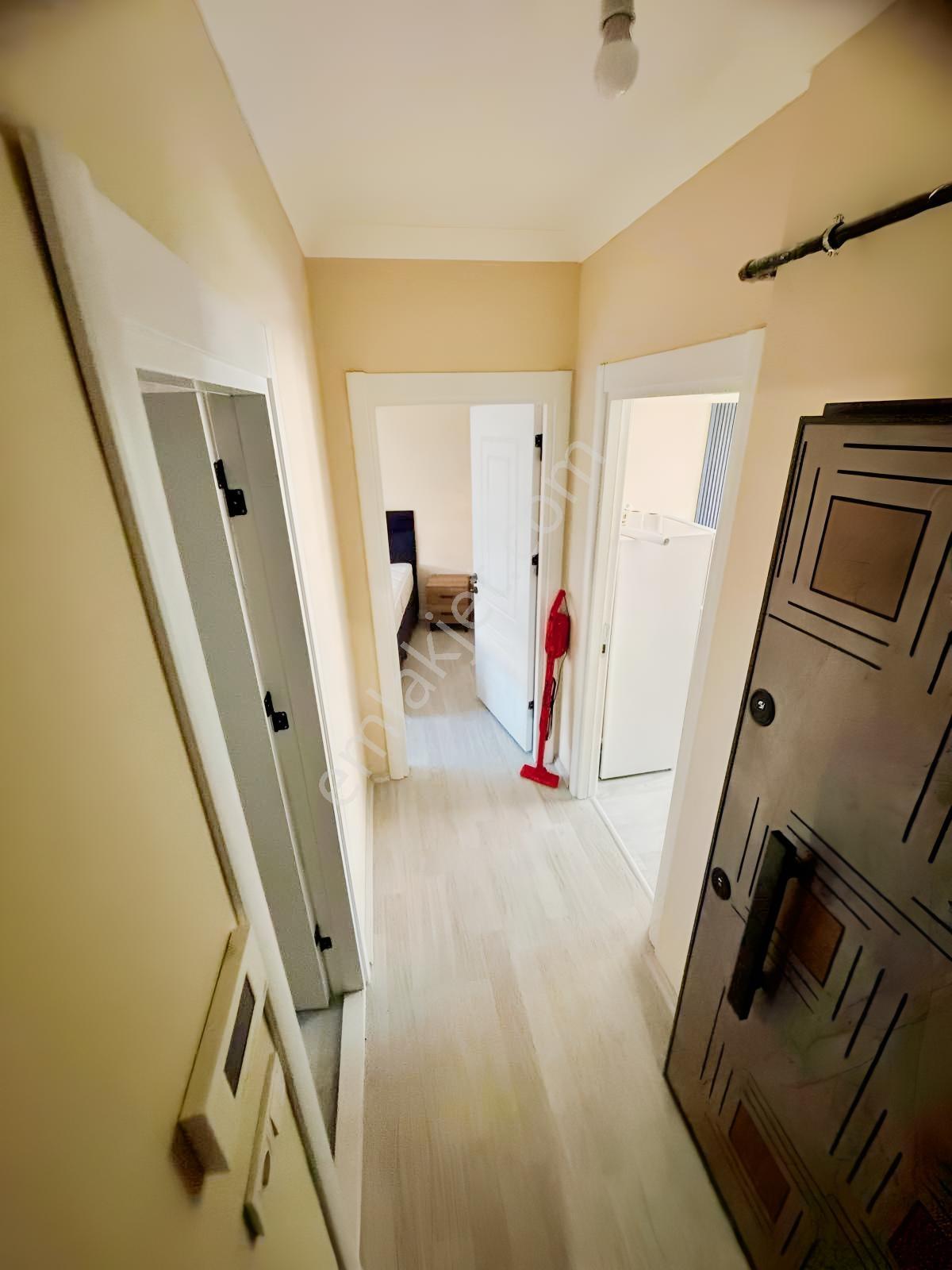 Kasaplar Mahallesinde Kiralık Eşyalı 1+1 Daire - Görsel 2