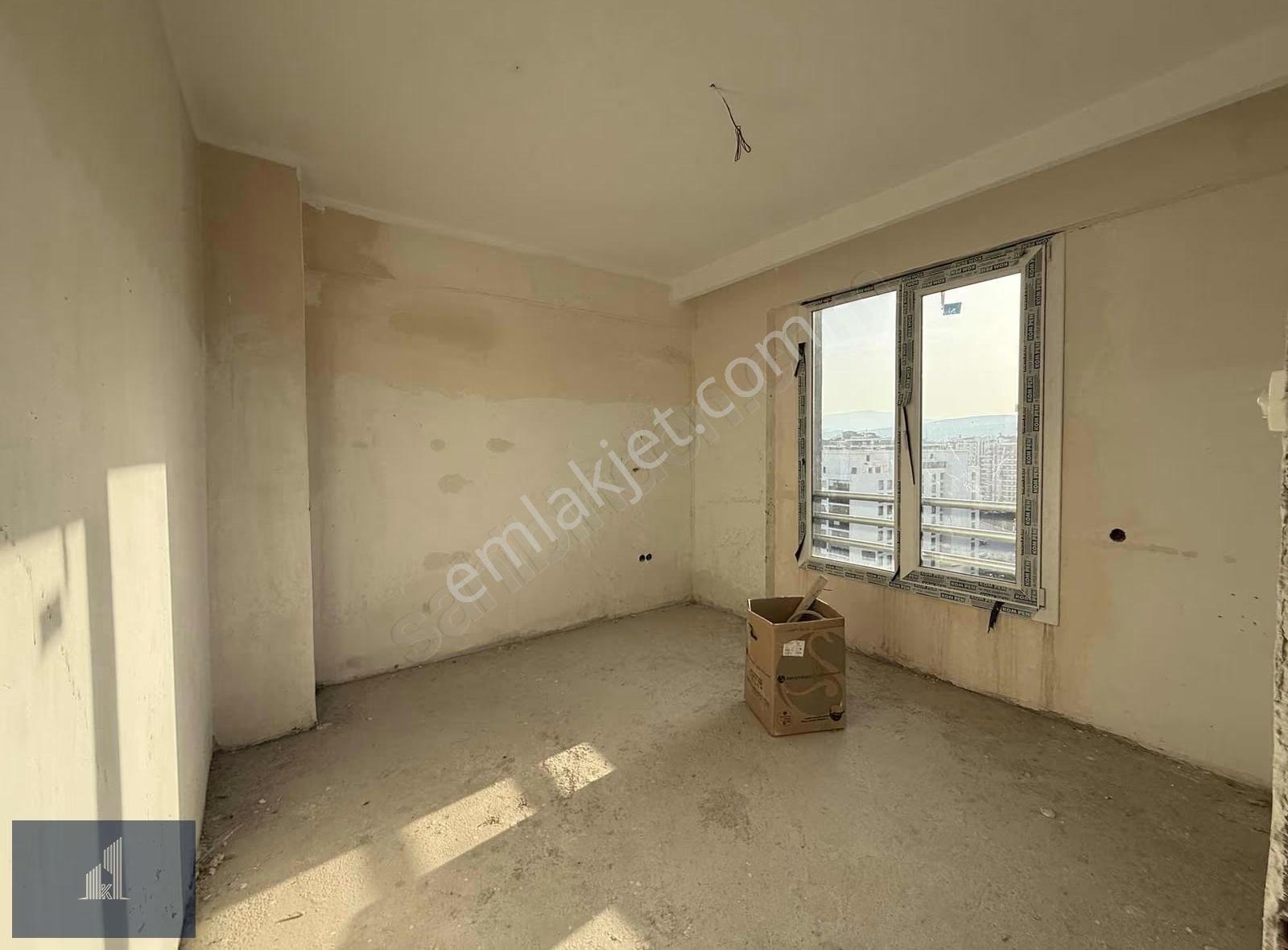 Kadir Dikici'den Gold Garden'da İçi Boş Satılık 3,5+1 Daire - Görsel 21