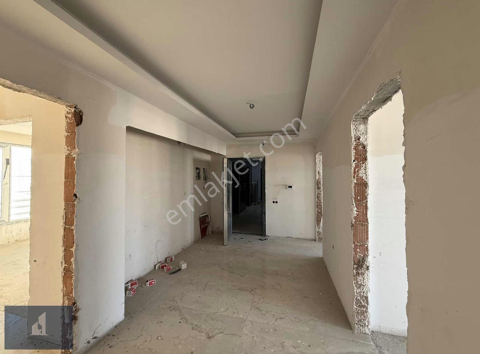 Kadir Dikici'den Gold Garden'da İçi Boş Satılık 3,5+1 Daire - Görsel 13