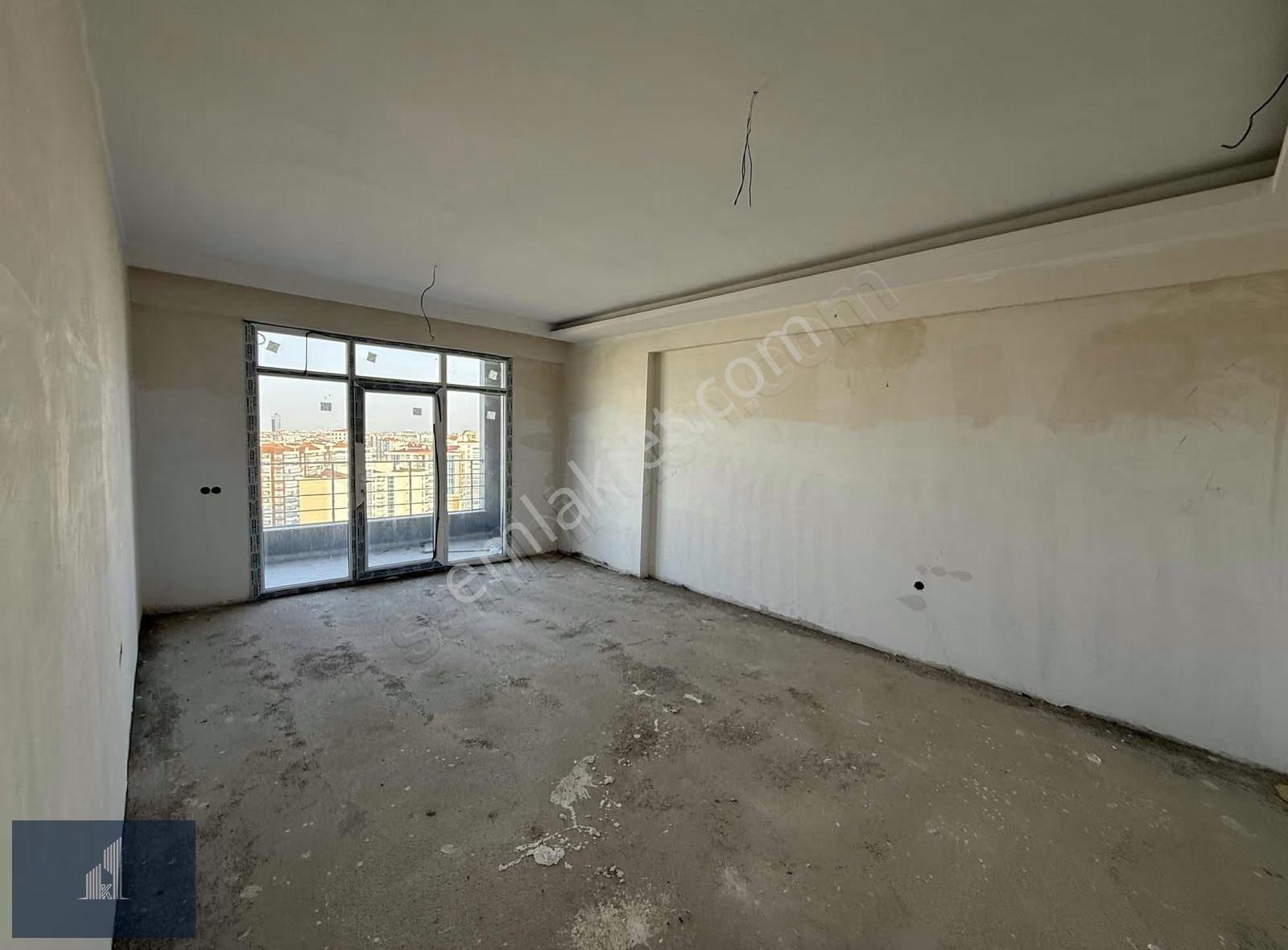 Kadir Dikici'den Gold Garden'da İçi Boş Satılık 3,5+1 Daire - Görsel 22
