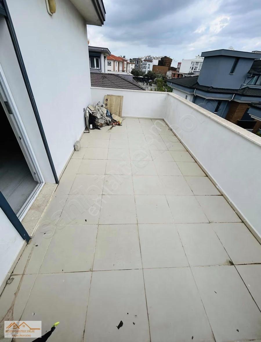 Prestijli Yaşam 4+1 Tripleks Geniş Bahçeli Kiralık Villa - Görsel 28