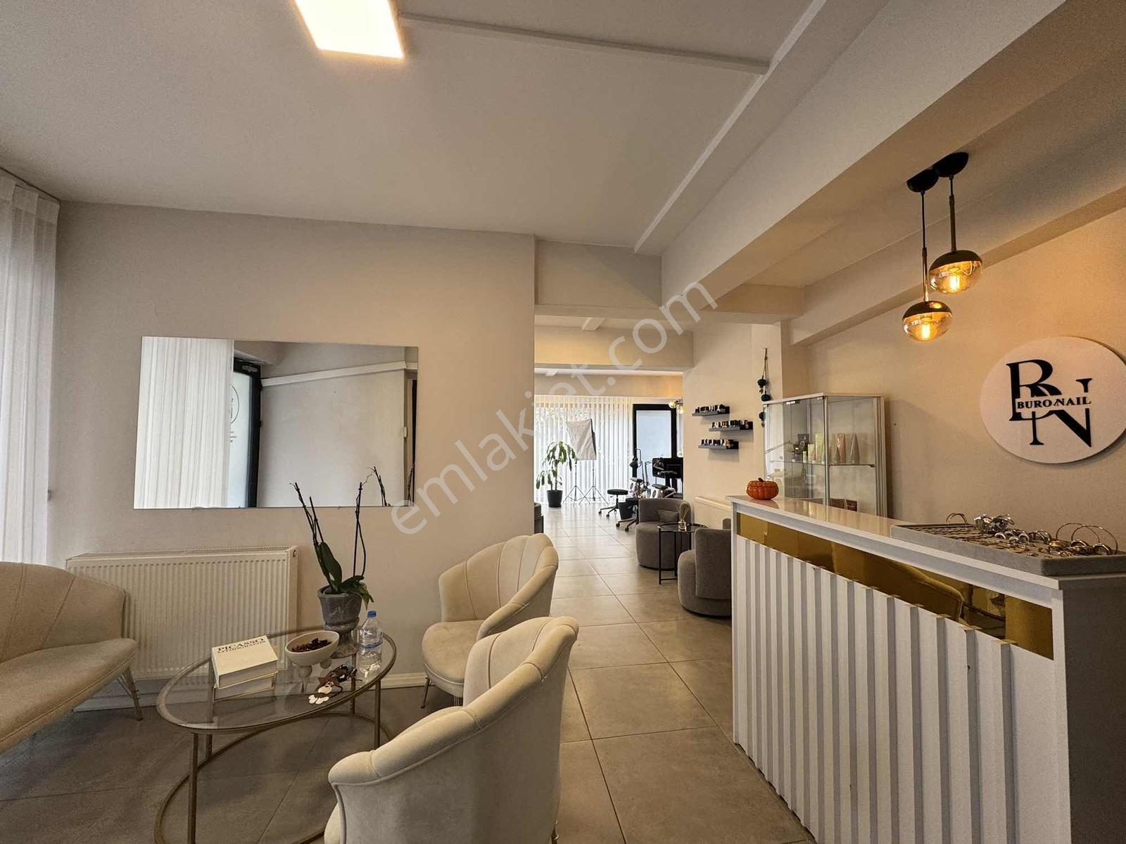 Devren Kiralık Tırnak Merkezi Kozyatağı-hazır Müşteri-city's Avm - Görsel 2