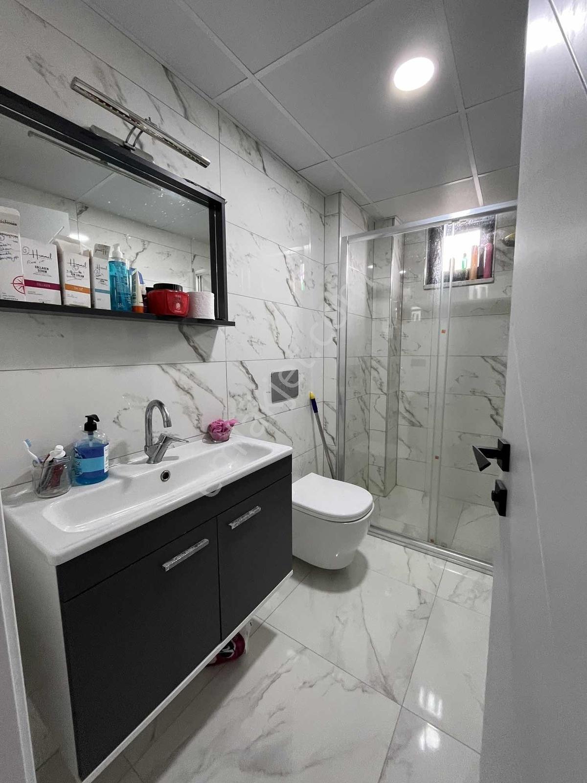 Bulut Emlak;lüks Eşyalı Hollü 1+1 İskanlı Daire - Görsel 20