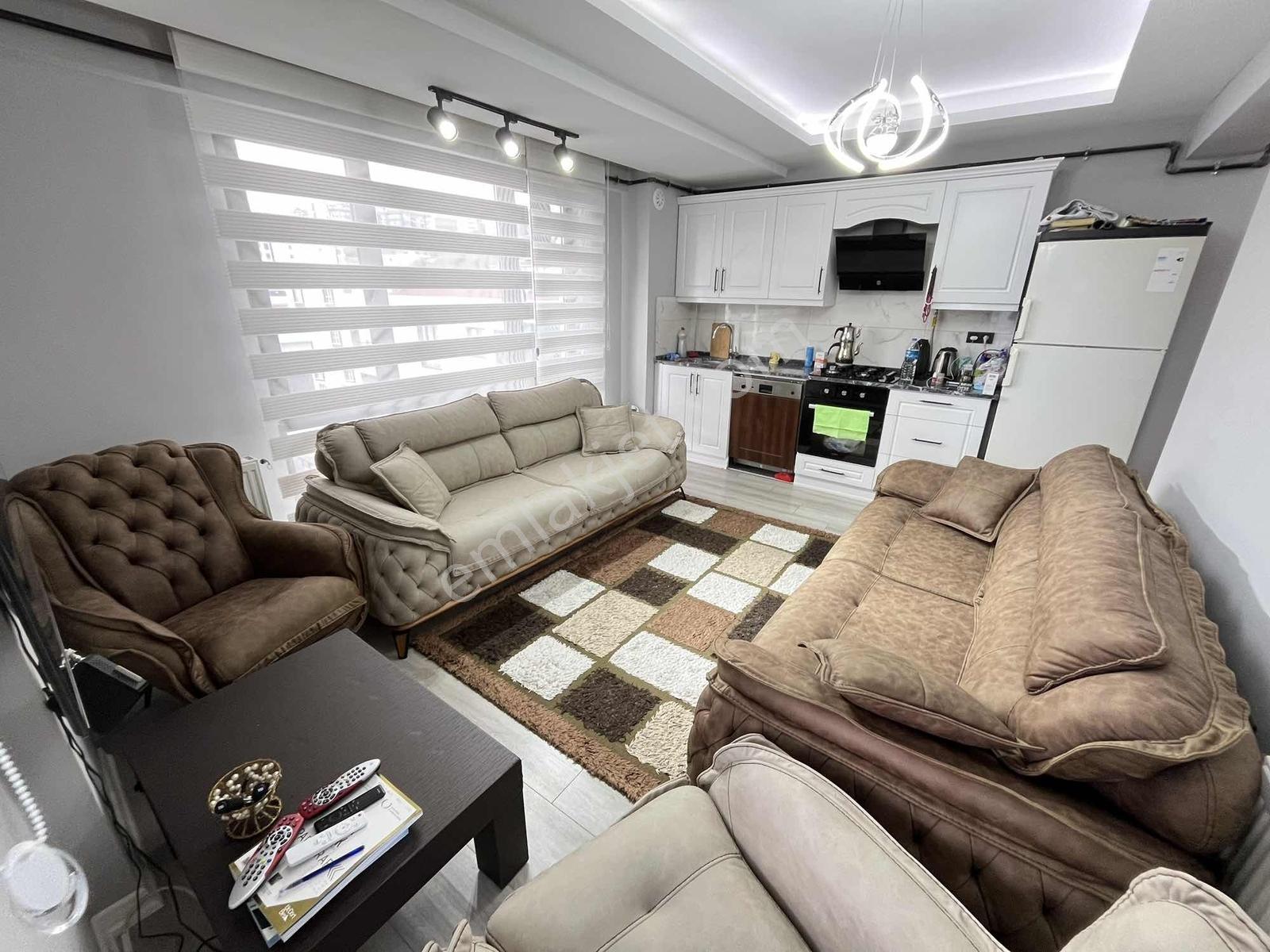 Bulut Emlak;lüks Eşyalı Hollü 1+1 İskanlı Daire - Görsel 2