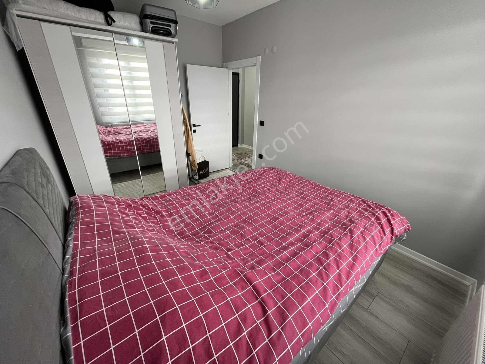 Bulut Emlak;lüks Eşyalı Hollü 1+1 İskanlı Daire - Görsel 10