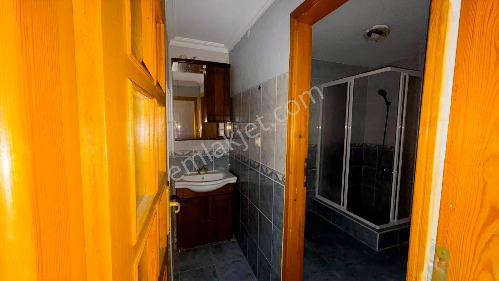 C21 İz Mehmet Çakar'dan Merkez'de Kiralık Daire - Görsel 2