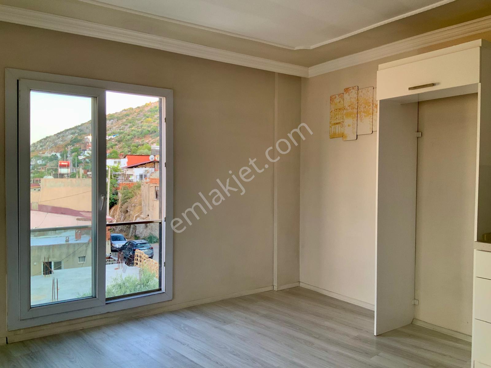 Milas Gümüşlükte, İçerisi Yapılı, Kullanışlı 3+1 Daire - Görsel 8