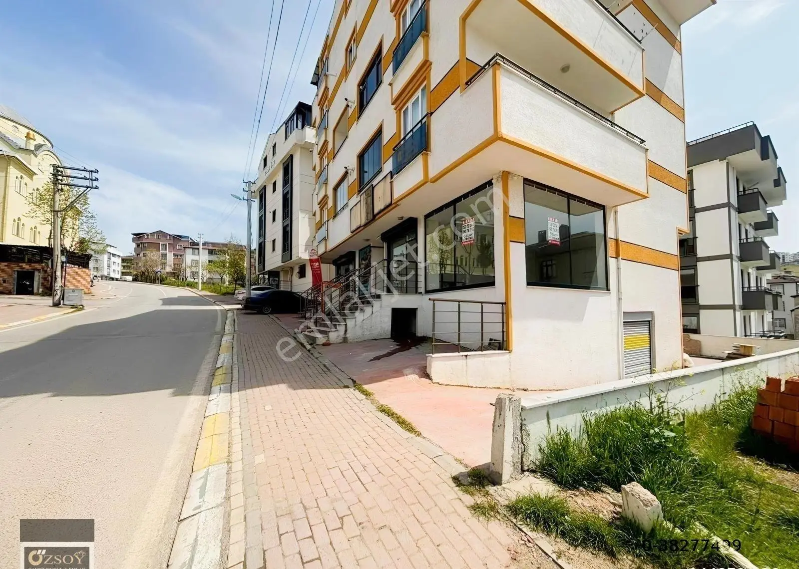 Özgürlük Mah'si Yunusemre Caddesinde Kiralık Dükkan - Görsel 3