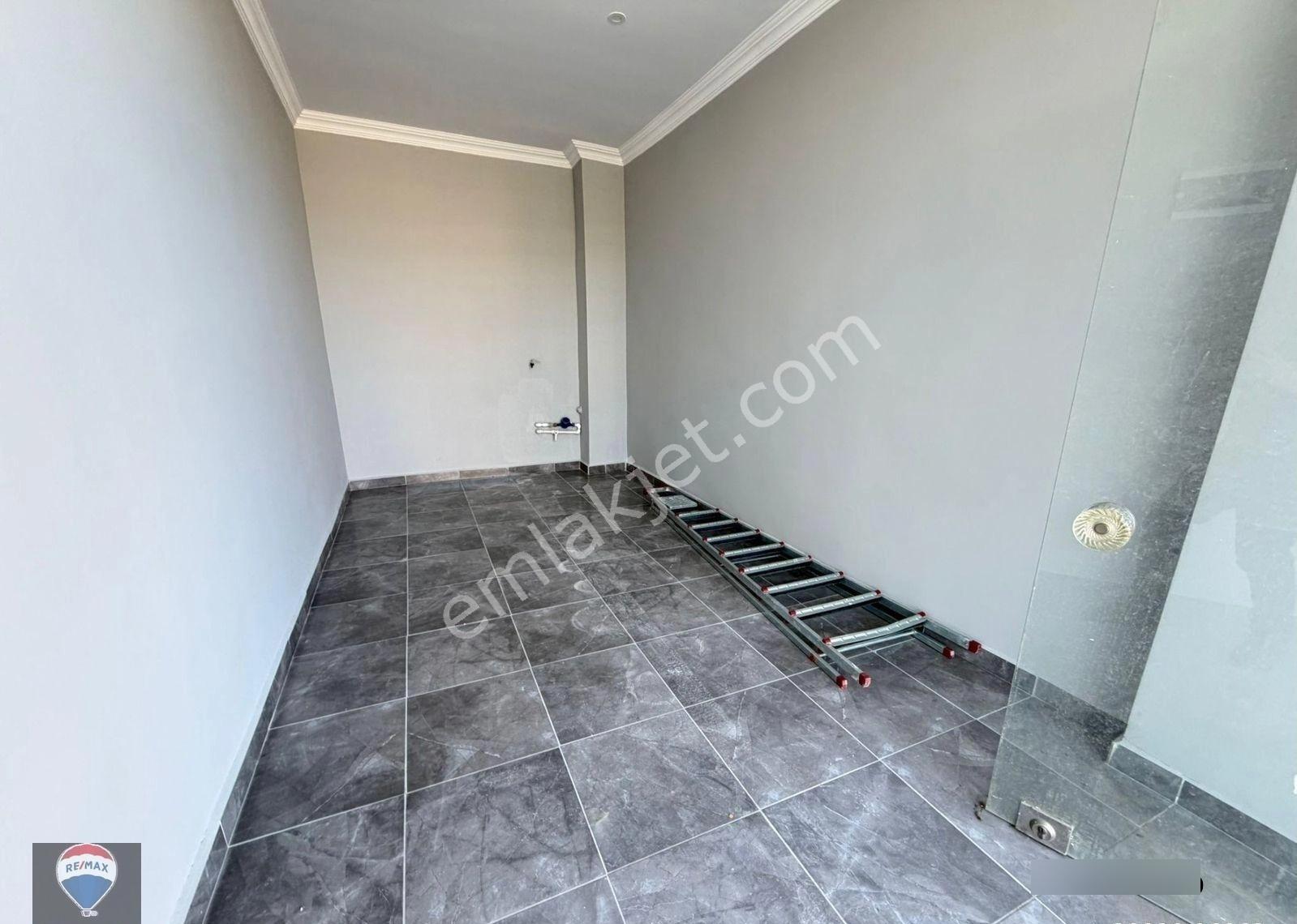 Güzelçamlı Mıllı Park Gırışınde, Ana Cadde Üzerı, 13 M² Kıralık Dükkan! - Görsel 5