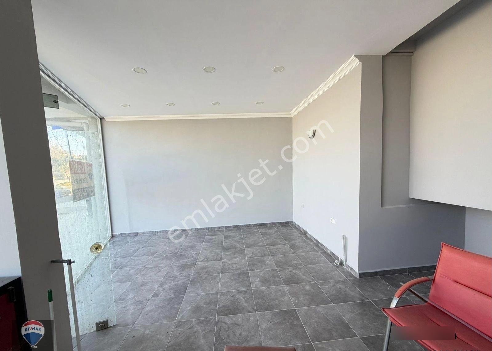 Güzelçamlı Mıllı Park Gırışınde, Ana Cadde Üzerı, 35 M² Kıralık Dükkan! - Görsel 2