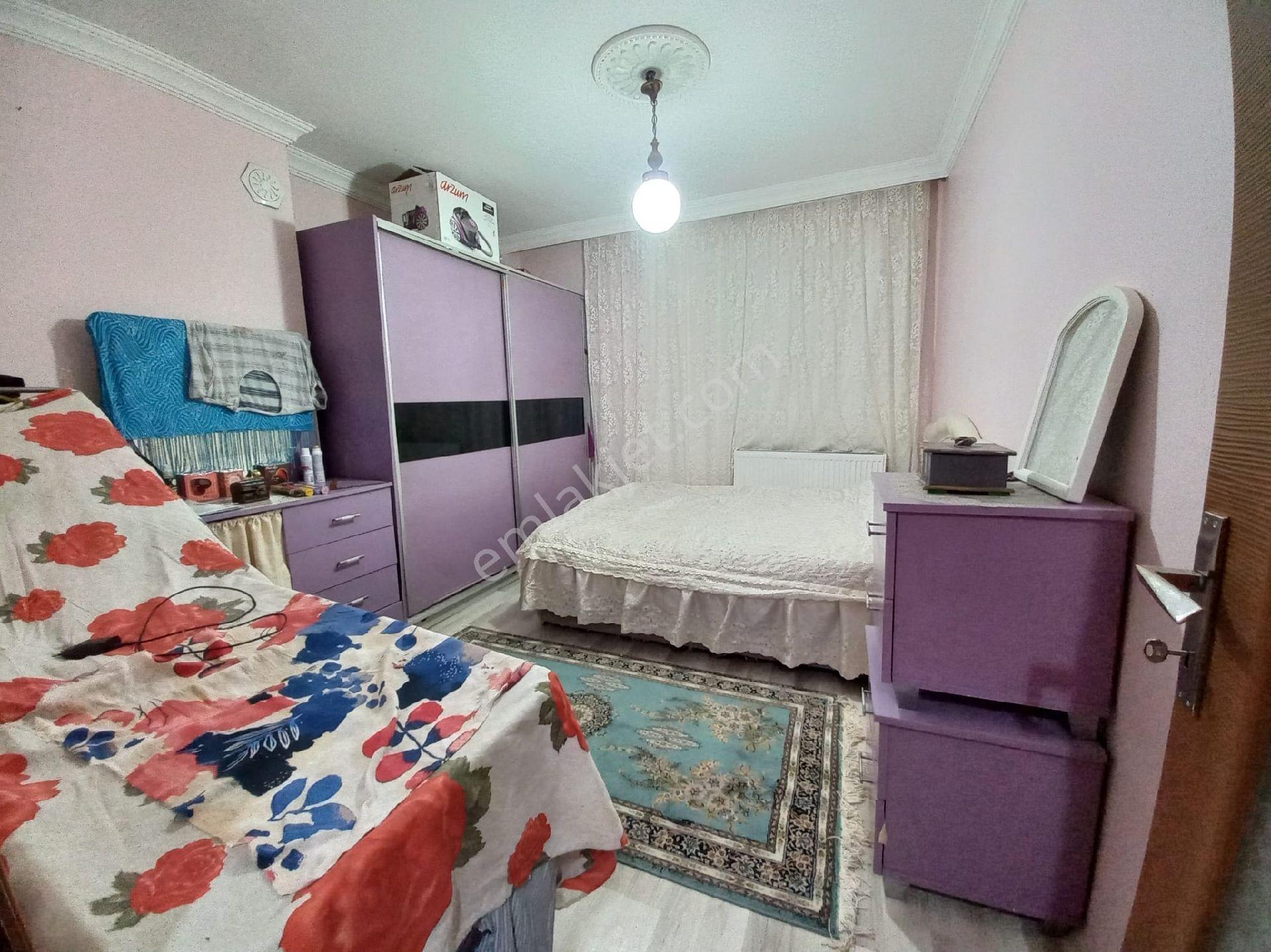 Bergama Şehir Manzaralı Ful Tadilatlı Doğalgazlı Cam Balkonlu 3+1 Geniş Satılık Daire - Görsel 12