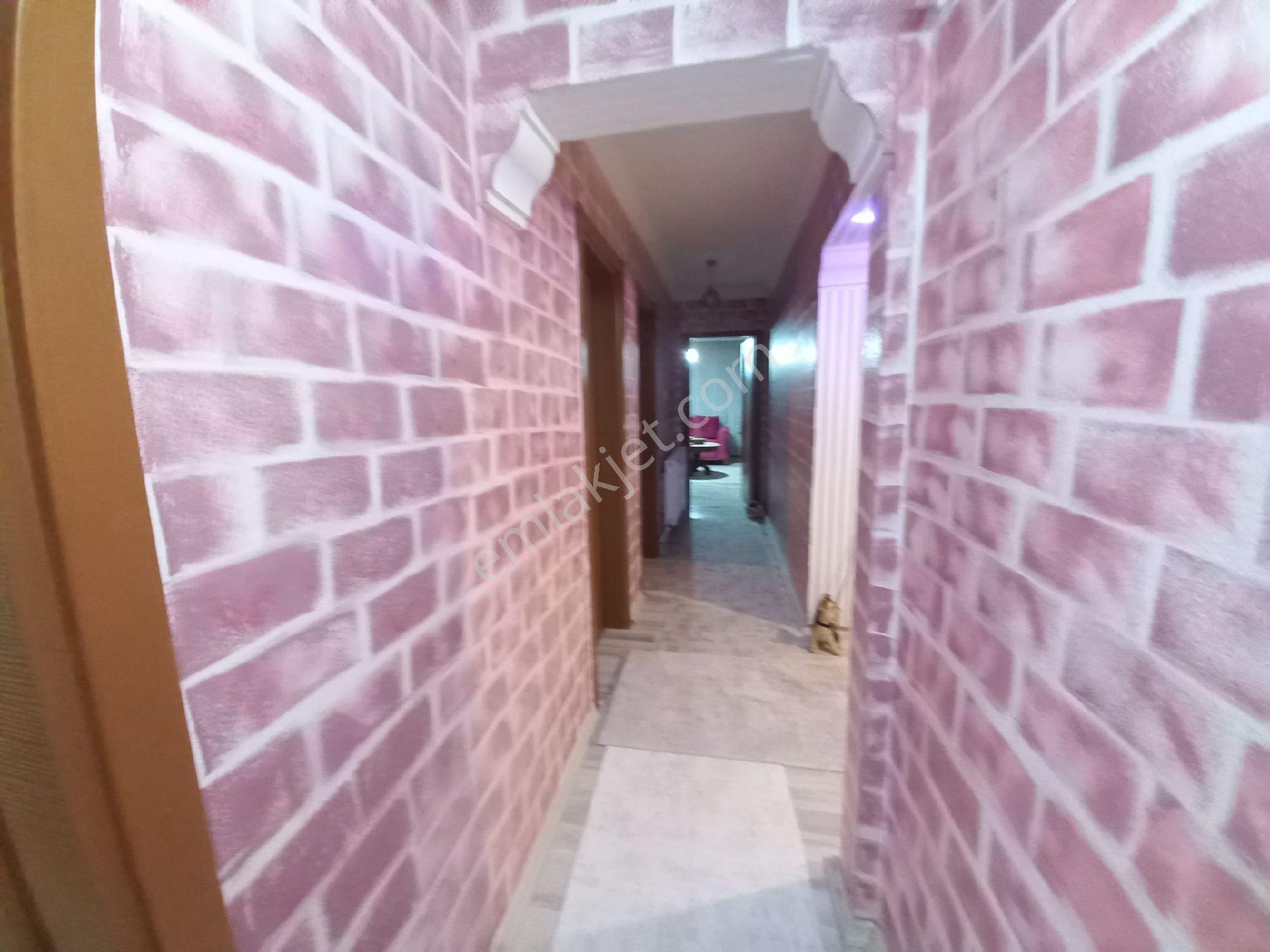 Bergama Şehir Manzaralı Ful Tadilatlı Doğalgazlı Cam Balkonlu 3+1 Geniş Satılık Daire - Görsel 15