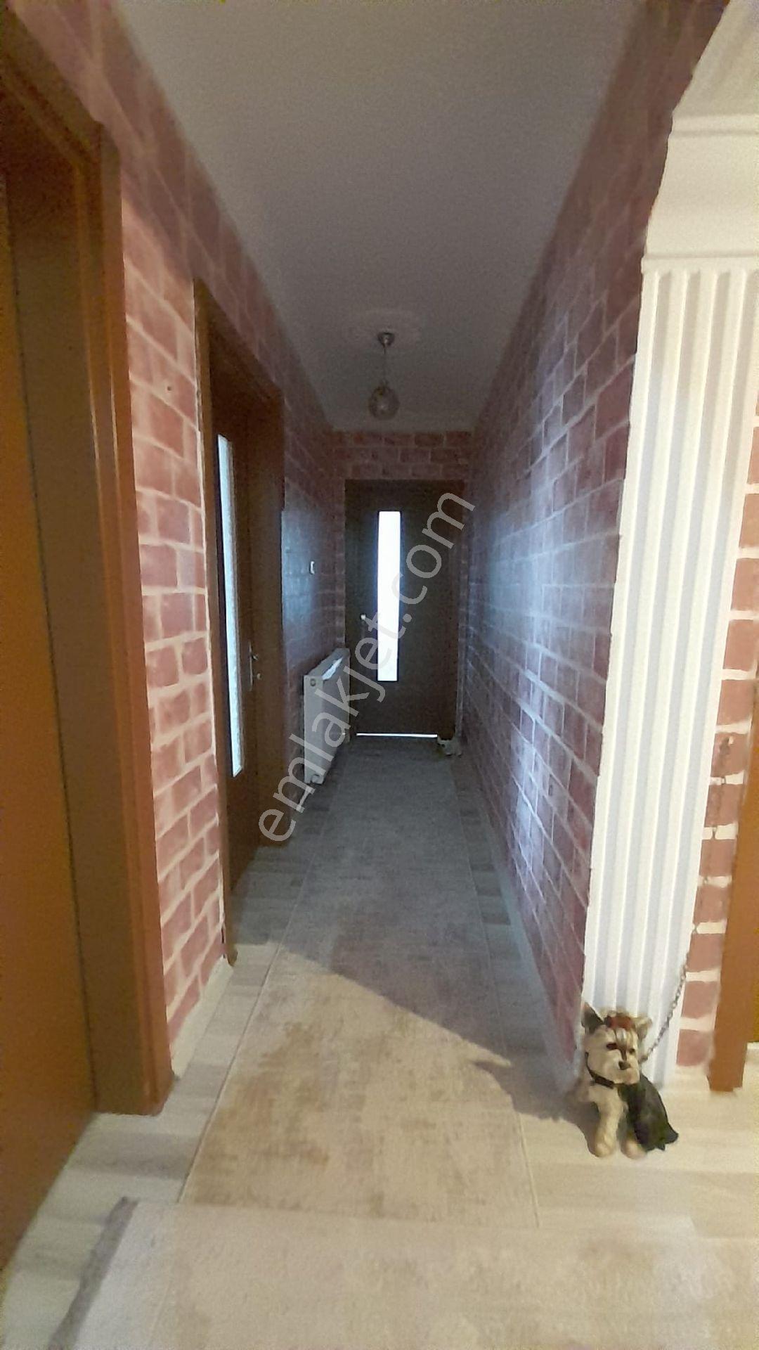 Bergama Şehir Manzaralı Ful Tadilatlı Doğalgazlı Cam Balkonlu 3+1 Geniş Satılık Daire - Görsel 18