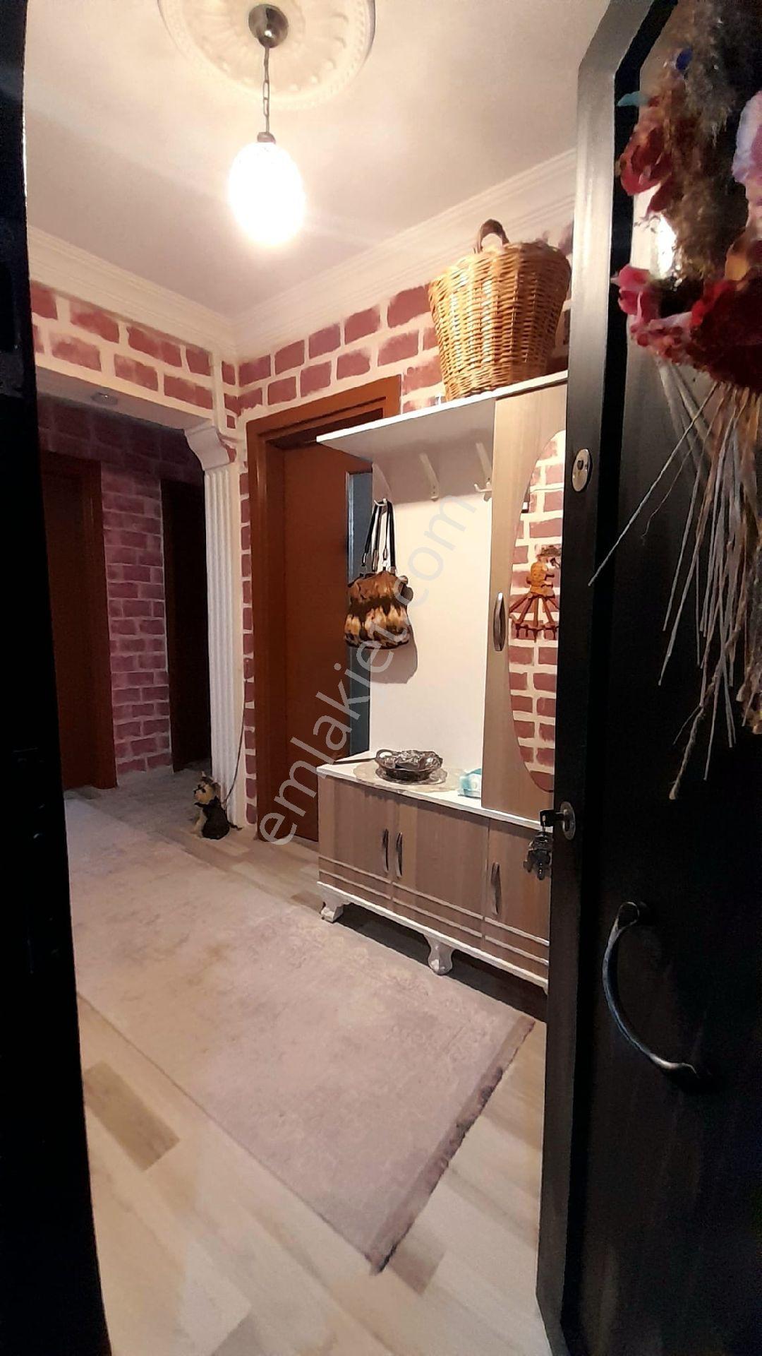 Bergama Şehir Manzaralı Ful Tadilatlı Doğalgazlı Cam Balkonlu 3+1 Geniş Satılık Daire - Görsel 19