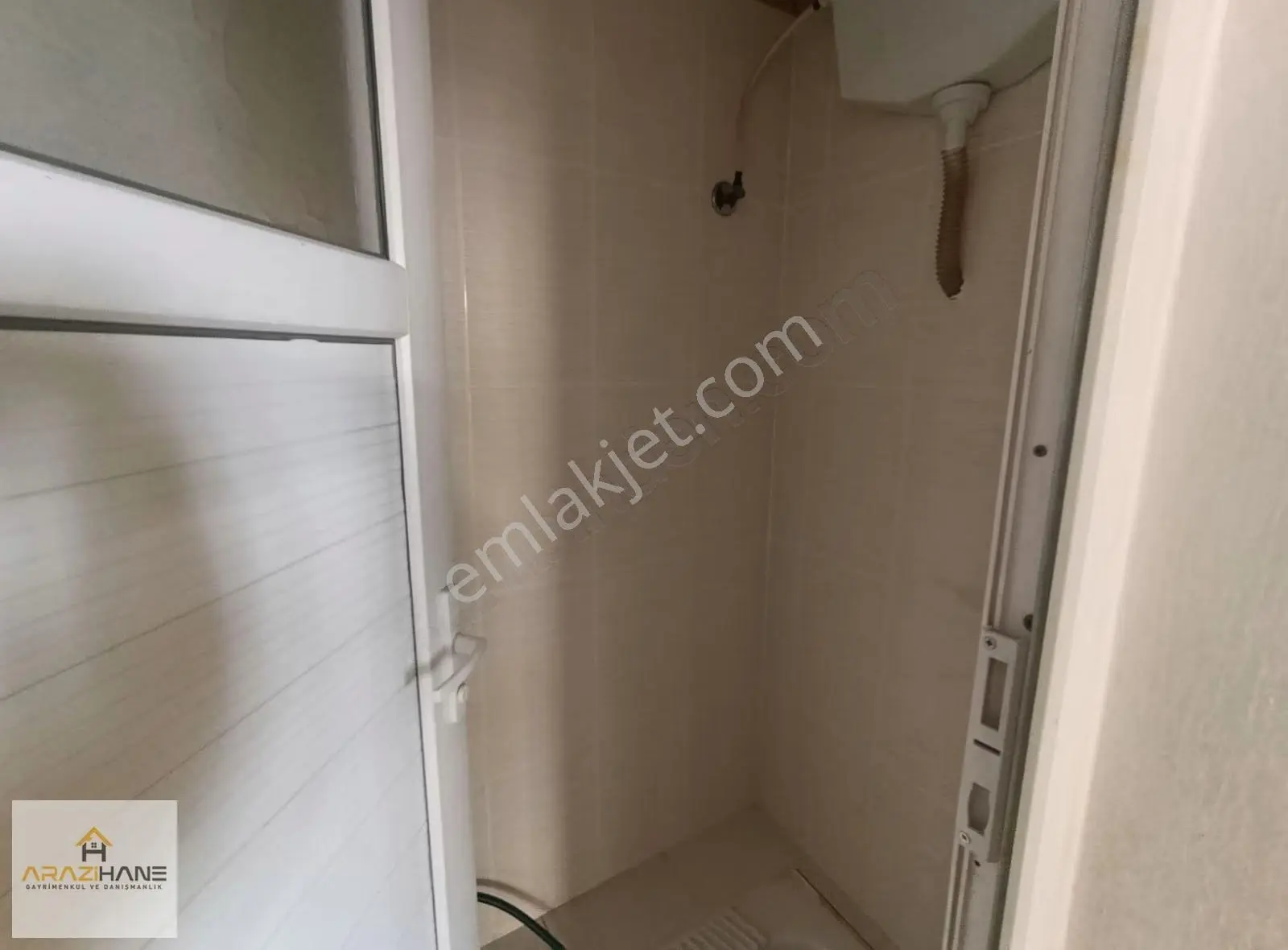 Cumhuriyet Mahallesinde Kiralık 3+1 Daire - Görsel 5