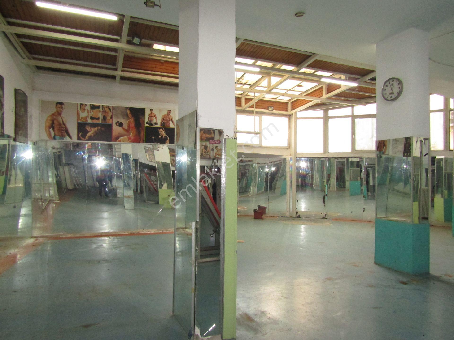 Heykel İbrahimpaşa 350m2+50m2 Krediyeuygun 2katlı İşyeri 3.750bintl - Görsel 4