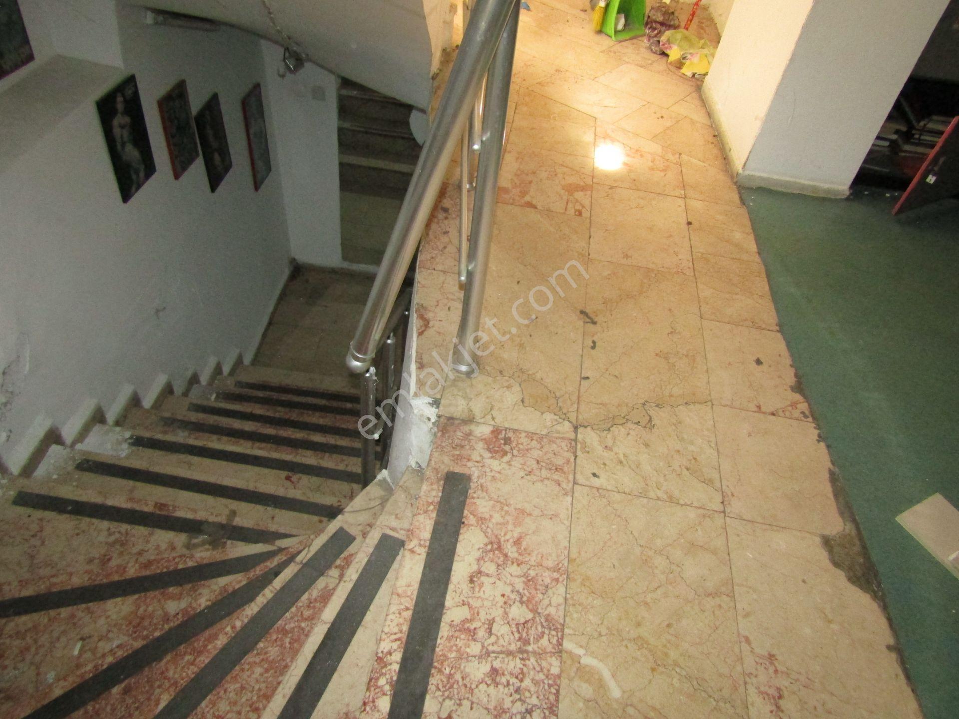 Heykel İbrahimpaşa 350m2+50m2 Krediyeuygun 2katlı İşyeri 3.750bintl - Görsel 13