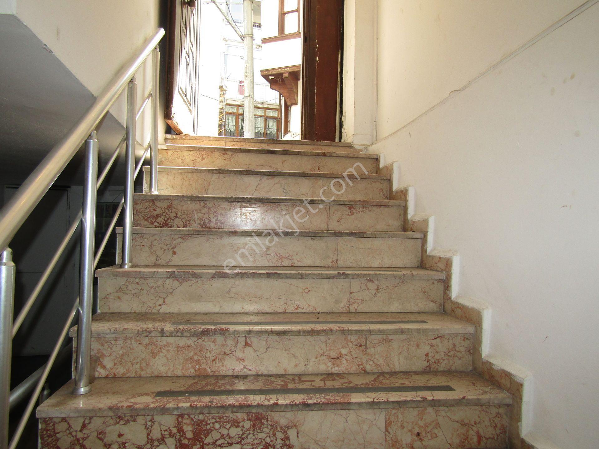 Heykel İbrahimpaşa 350m2+50m2 Krediyeuygun 2katlı İşyeri 3.750bintl - Görsel 20