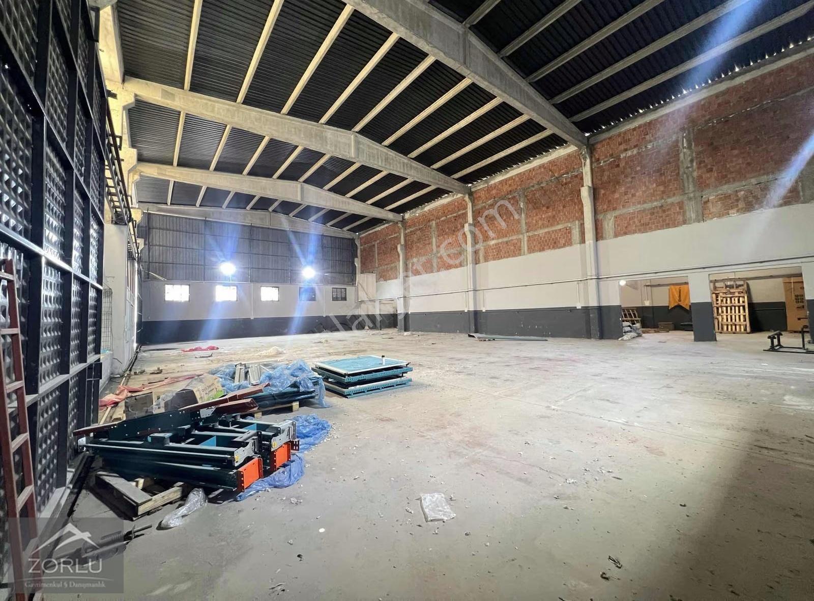 Zorlu'dan İncirlik Kavşagında E5 Üzeri 800+250 Depo İş Yeri - Görsel 17