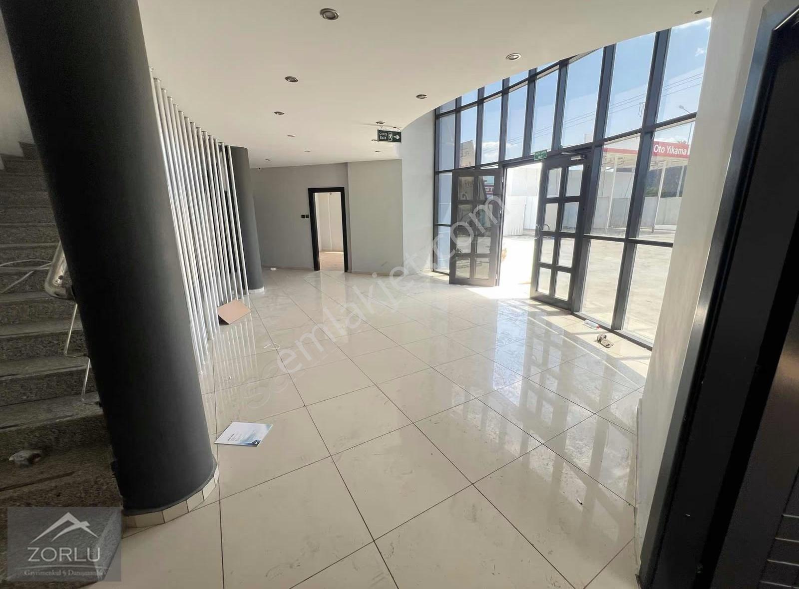 Zorlu'dan İncirlik Kavşagında E5 Üzeri 800+250 Depo İş Yeri - Görsel 11
