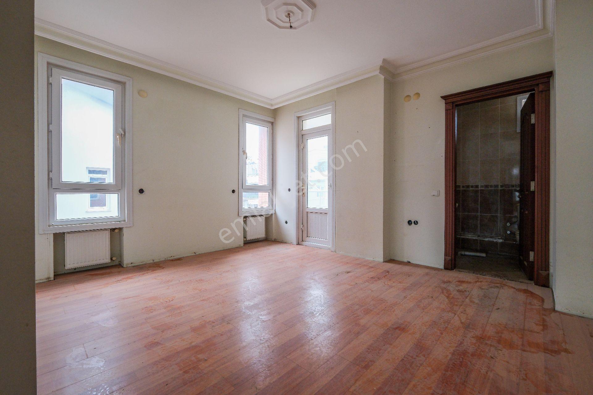 Konyaaltı Gürsu’da Denizin Hemen Yanında Muhteşem Konumda Deniz Manzaralı Geniş 4+1 Dubleks - Görsel 35